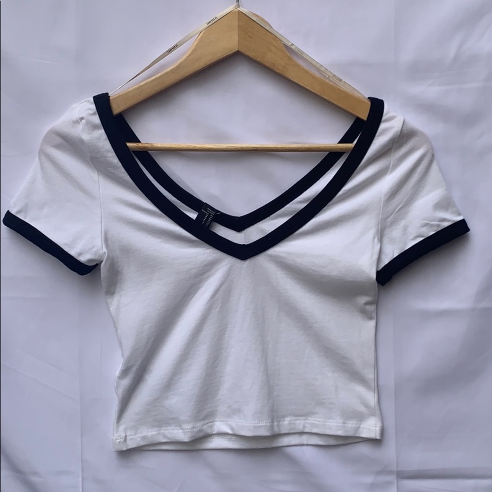Crop Top - Picture 5 of 8